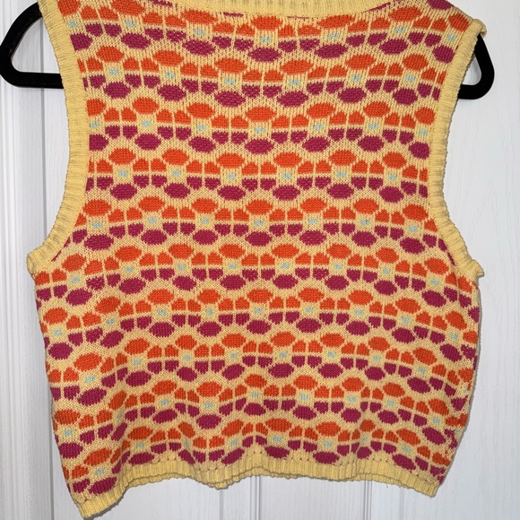 Altar'd State Colorful Geometric Knit Sweater Vest Size Medium - Picture 2 of 8